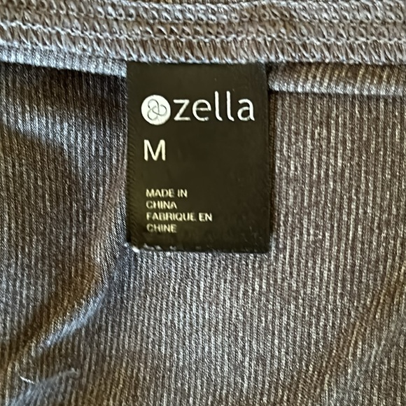 Zella Women’s Activewear T-Shirt. Medium. Gray. - Picture 12 of 16